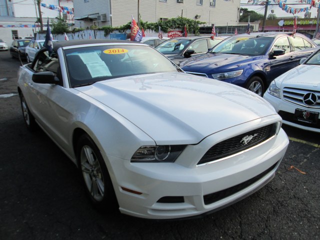 2014 Ford Mustang 2dr Conv V6, available for sale in Middle Village, New York | Road Masters II INC. Middle Village, New York