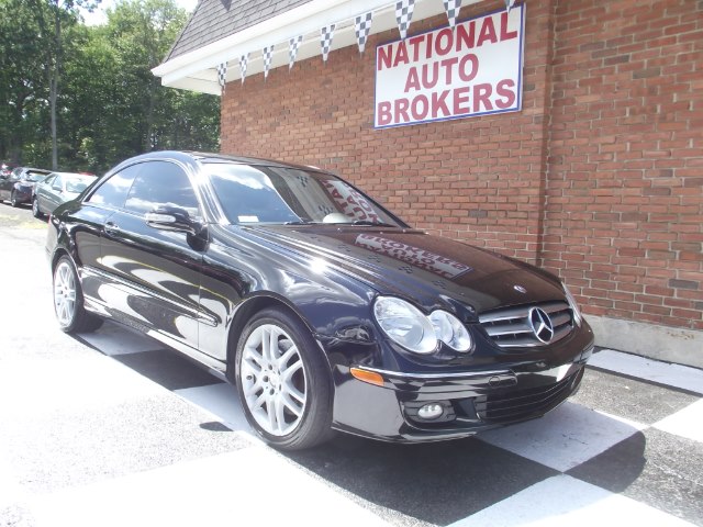 2008 Mercedes-Benz CLK-Class 2dr Cpe 3.5L, available for sale in Waterbury, Connecticut | National Auto Brokers, Inc.. Waterbury, Connecticut