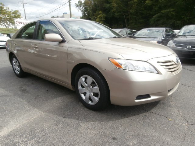 2008 Toyota Camry 4dr Sdn I4 Auto LE (Natl), available for sale in Waterbury, Connecticut | Jim Juliani Motors. Waterbury, Connecticut