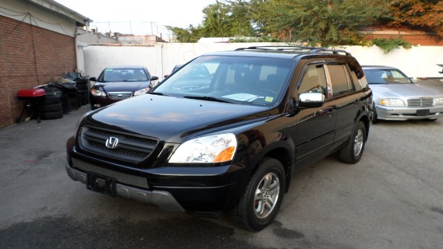 2003 Honda Pilot 4WD EX Auto w/Leather, available for sale in Jamaica, New York | Hillside Auto Center. Jamaica, New York