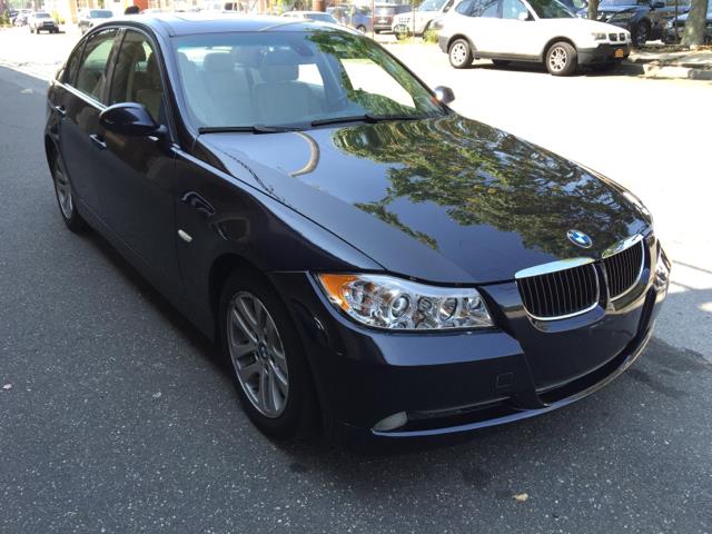 2006 BMW 3 Series 325i 4dr Sdn RWD, available for sale in Baldwin, New York | Carmoney Auto Sales. Baldwin, New York