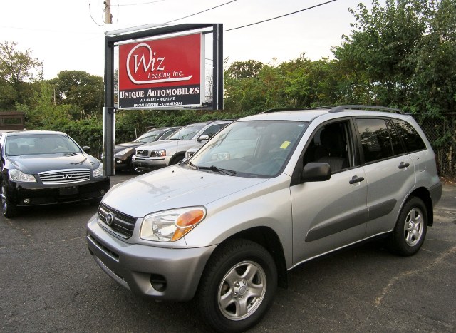 2005 Toyota RAV4 4dr Manual 4WD (Natl), available for sale in Stratford, Connecticut | Wiz Leasing Inc. Stratford, Connecticut