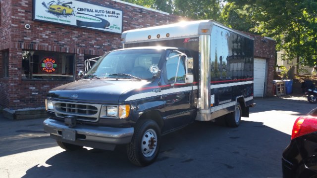 2000 Ford Econoline Commercial Cutaway E-350 Super Duty 158" WB DRW, available for sale in New Britain, Connecticut | Central Auto Sales & Service. New Britain, Connecticut