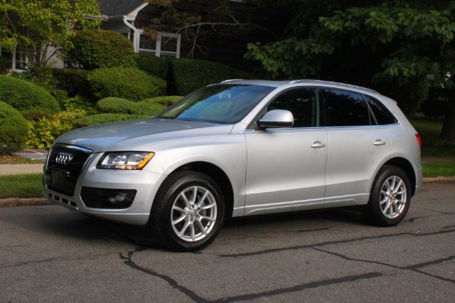 2010 Audi Q5 quattro 4dr Premium, available for sale in Great Neck, New York | Great Neck Car Buyers & Sellers. Great Neck, New York