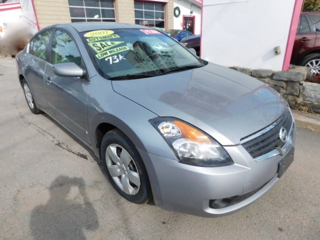 2007 Nissan Altima 4dr Sdn I4 CVT 2.5 S ULEV, available for sale in Bridgeport, Connecticut | Lada Auto Sales. Bridgeport, Connecticut