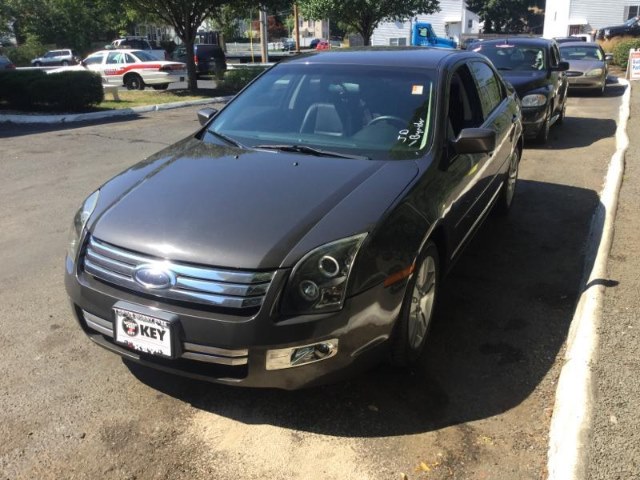 2006 Ford Fusion 4dr Sdn V6 SEL, available for sale in Naugatuck, Connecticut | Riverside Motorcars, LLC. Naugatuck, Connecticut
