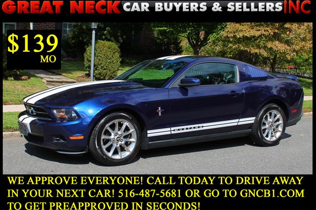 2010 Ford Mustang 2dr Cpe V6 Premium, available for sale in Great Neck, New York | Great Neck Car Buyers & Sellers. Great Neck, New York