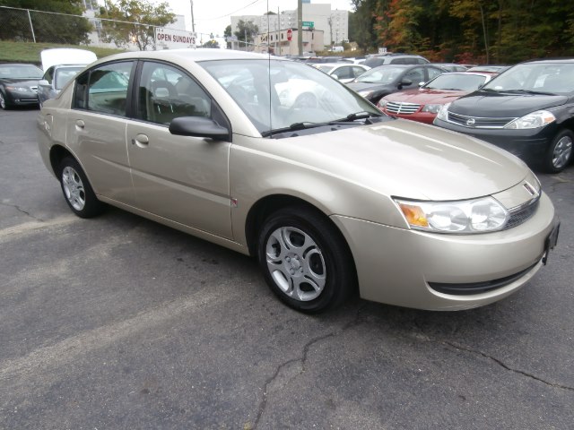 2004 Saturn Ion ION 2 4dr Sdn Auto, available for sale in Waterbury, Connecticut | Jim Juliani Motors. Waterbury, Connecticut