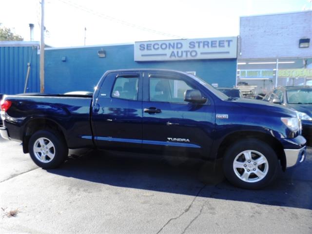 2007 Toyota Tundra SR5 DOUBLE CAB 5.7L 4WD, available for sale in Manchester, New Hampshire | Second Street Auto Sales Inc. Manchester, New Hampshire