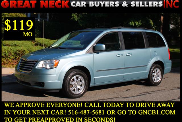 2009 Chrysler Town & Country 4dr Wgn Touring, available for sale in Great Neck, New York | Great Neck Car Buyers & Sellers. Great Neck, New York