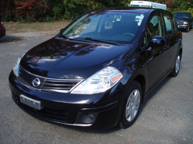 2010 Nissan Versa 5dr HB I4 Auto 1.8 S, available for sale in Manchester, Connecticut | Vernon Auto Sale & Service. Manchester, Connecticut
