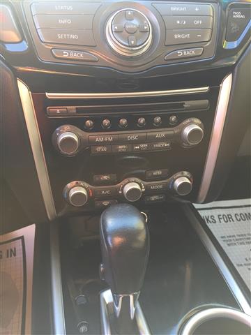 2013 Nissan Pathfinder 4WD SV, available for sale in Hempstead, New York | VIP Auto Credit Express. Hempstead, New York 2013 Nissan Pathfinder 4WD SV, available for sale in Hempstead, New York | VIP Auto Credit Express. Hempstead, New York