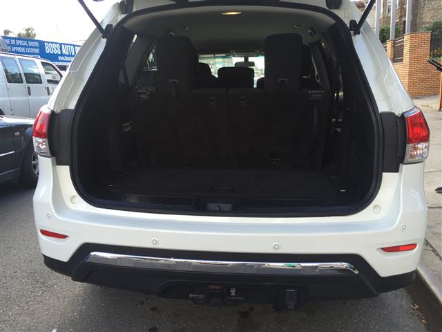 2013 Nissan Pathfinder 4WD SV, available for sale in Hempstead, New York | VIP Auto Credit Express. Hempstead, New York 2013 Nissan Pathfinder 4WD SV, available for sale in Hempstead, New York | VIP Auto Credit Express. Hempstead, New York