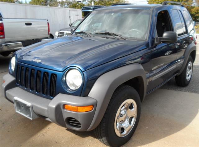 2002 Jeep Liberty 4dr Sport 4WD, available for sale in Patchogue, New York | Romaxx Truxx. Patchogue, New York