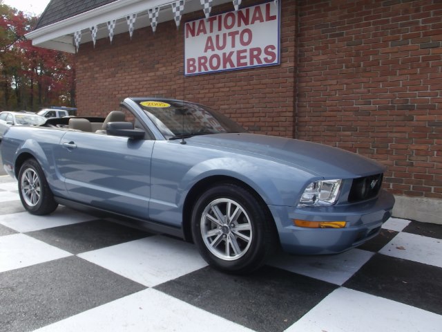 2005 Ford Mustang 2dr Conv, available for sale in Waterbury, Connecticut | National Auto Brokers, Inc.. Waterbury, Connecticut