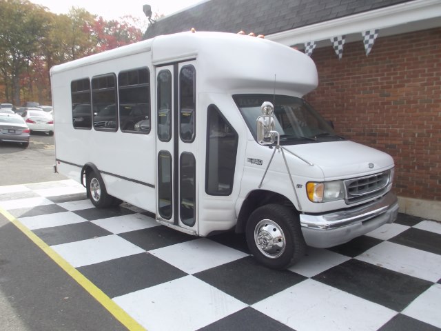 2001 Ford Econoline Commercial Cutaway E-350 Super Duty 158" WB DRW, available for sale in Waterbury, Connecticut | National Auto Brokers, Inc.. Waterbury, Connecticut