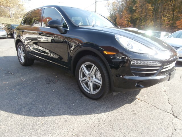 2011 Porsche Cayenne AWD 4dr S, available for sale in Waterbury, Connecticut | Jim Juliani Motors. Waterbury, Connecticut