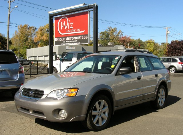 2007 Subaru Legacy Wagon 4dr H4 MT, available for sale in Stratford, Connecticut | Wiz Leasing Inc. Stratford, Connecticut