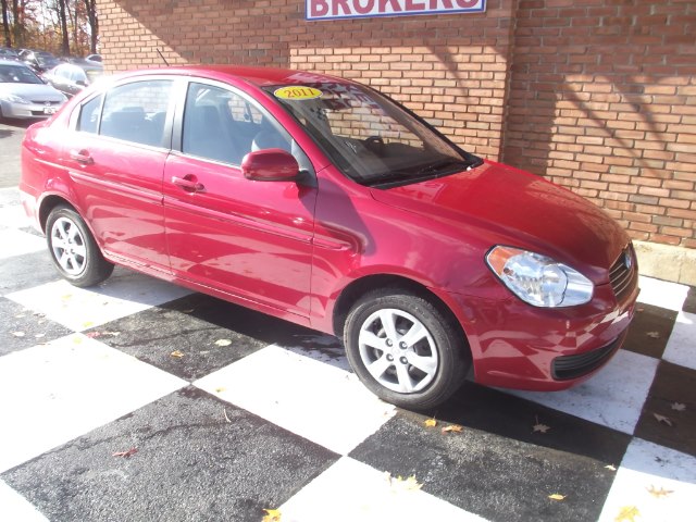 2011 Hyundai Accent 4dr Sdn Auto GLS, available for sale in Waterbury, Connecticut | National Auto Brokers, Inc.. Waterbury, Connecticut