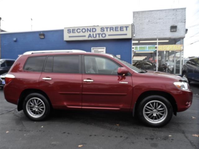 2008 Toyota Highlander LIMITED, available for sale in Manchester, New Hampshire | Second Street Auto Sales Inc. Manchester, New Hampshire