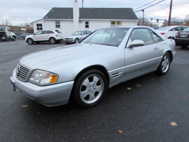 1999 Mercedes-Benz SL-Class 2dr Roadster 5.0L, available for sale in Milford, Connecticut | Chip's Auto Sales Inc. Milford, Connecticut