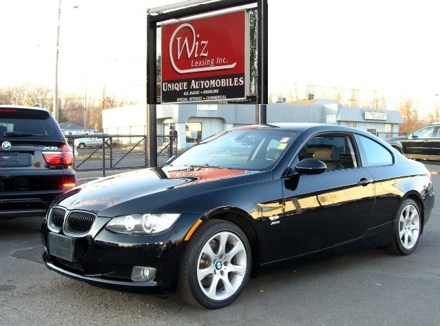 2009 BMW 3 Series 2dr Cpe 328i xDrive AWD, available for sale in Stratford, Connecticut | Wiz Leasing Inc. Stratford, Connecticut