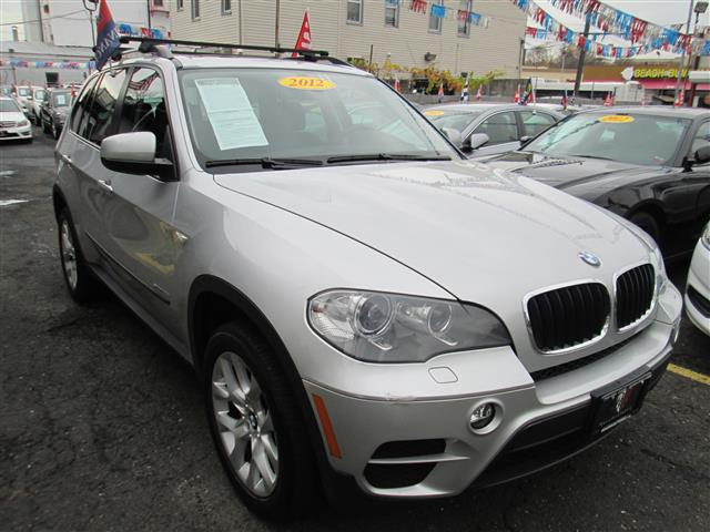 2012 BMW X5 AWD 4dr 35i navi, available for sale in Middle Village, New York | Road Masters II INC. Middle Village, New York
