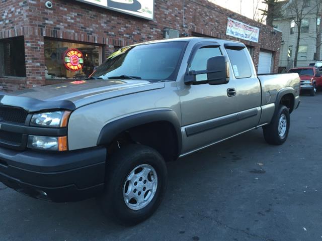 2003 Chevrolet Silverado 1500 Ext Cab 143.5" WB 4WD LS, available for sale in New Britain, Connecticut | Central Auto Sales & Service. New Britain, Connecticut