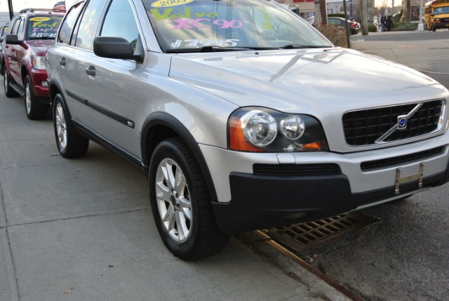 2003 Volvo XC90 4dr 2.9L Twin Turbo AWD, available for sale in Bronx, New York | New York Motors Group Solutions LLC. Bronx, New York