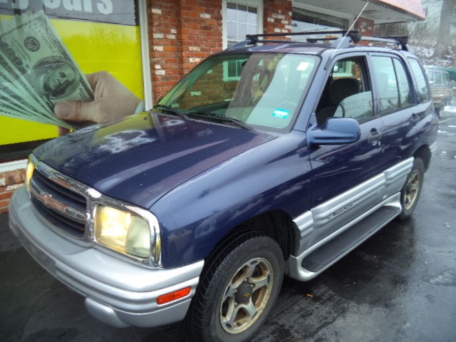2001 Chevrolet Tracker 4dr Hardtop 4WD LT, available for sale in Naugatuck, Connecticut | Riverside Motorcars, LLC. Naugatuck, Connecticut