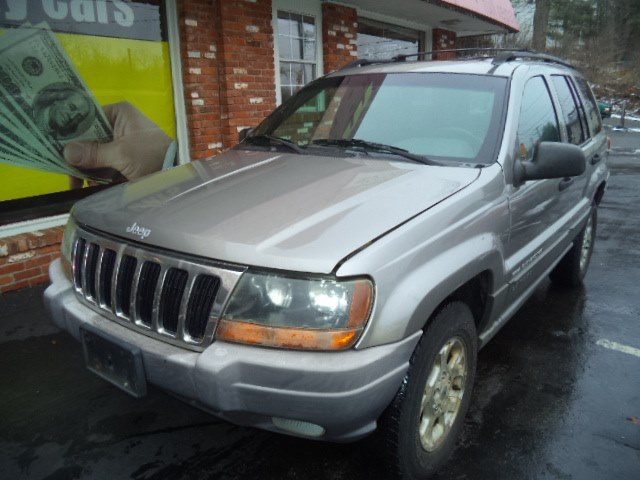 1999 Jeep Grand Cherokee 4dr Laredo 4WD, available for sale in Naugatuck, Connecticut | Riverside Motorcars, LLC. Naugatuck, Connecticut