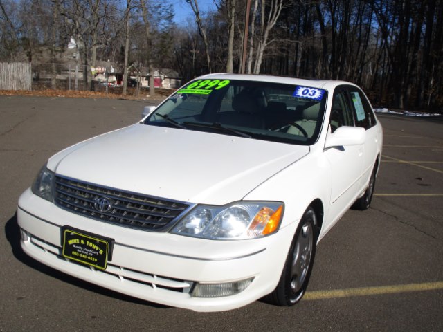 2003 Toyota Avalon 4dr Sdn XLS w/Bucket Seats, available for sale in South Windsor, Connecticut | Mike And Tony Auto Sales, Inc. South Windsor, Connecticut