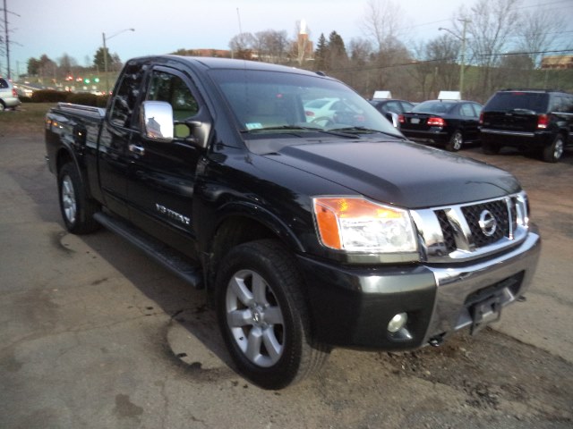 2008 Nissan Titan 4WD King Cab SWB LE, available for sale in Berlin, Connecticut | International Motorcars llc. Berlin, Connecticut