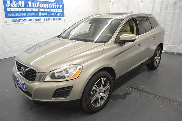 2011 Volvo Xc60 Awd 4d Wagon T6 Moonroof, available for sale in Naugatuck, Connecticut | J&M Automotive Sls&Svc LLC. Naugatuck, Connecticut