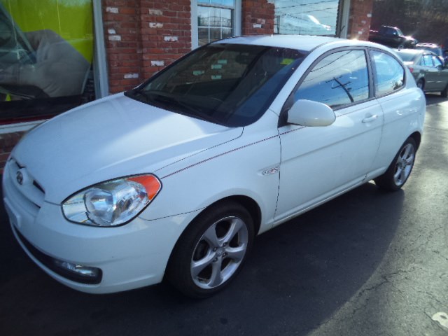 2007 Hyundai Accent 3dr HB Manual SE, available for sale in Naugatuck, Connecticut | Riverside Motorcars, LLC. Naugatuck, Connecticut