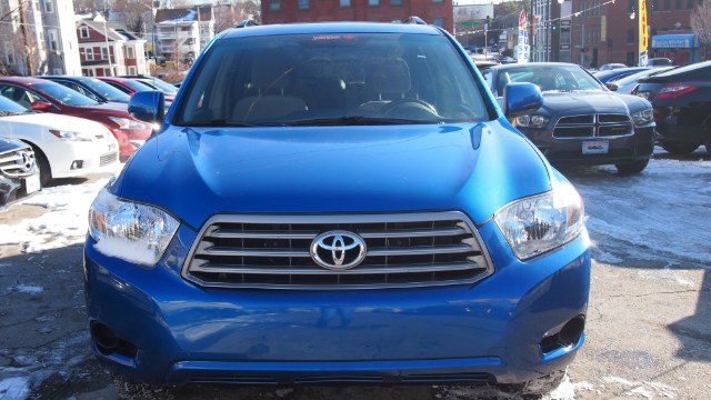 2008 Toyota Highlander 4WD 4dr Base (Natl), available for sale in Worcester, Massachusetts | Hilario's Auto Sales Inc.. Worcester, Massachusetts