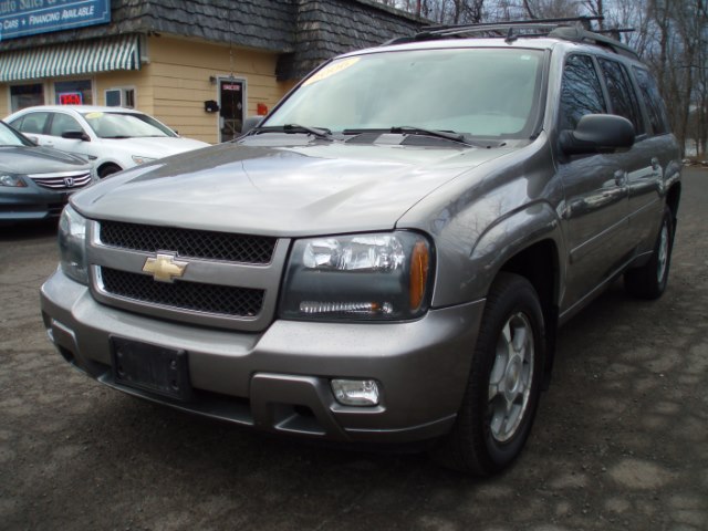 2006 Chevrolet TrailBlazer 4dr 4WD EXT LT, available for sale in Manchester, Connecticut | Vernon Auto Sale & Service. Manchester, Connecticut