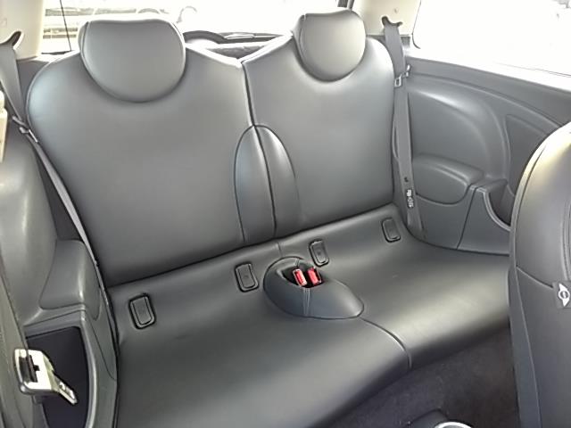 2006 MINI Cooper Hardtop 2dr Cpe, available for sale in Wallingford, Connecticut | Vertucci Automotive Inc. Wallingford, Connecticut 2006 MINI Cooper Hardtop 2dr Cpe, available for sale in Wallingford, Connecticut | Vertucci Automotive Inc. Wallingford, Connecticut