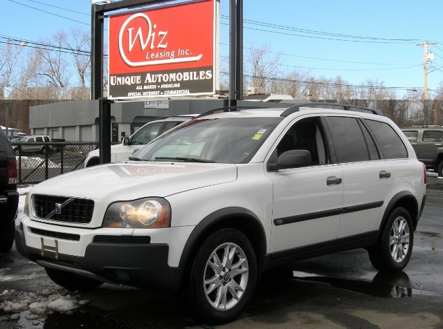 2006 Volvo XC90 2.5L Turbo AWD Auto w/Sunroof/, available for sale in Stratford, Connecticut | Wiz Leasing Inc. Stratford, Connecticut