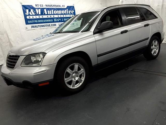 2006 Chrysler Pacifica 5d Wagon AWD, available for sale in Naugatuck, Connecticut | J&M Automotive Sls&Svc LLC. Naugatuck, Connecticut