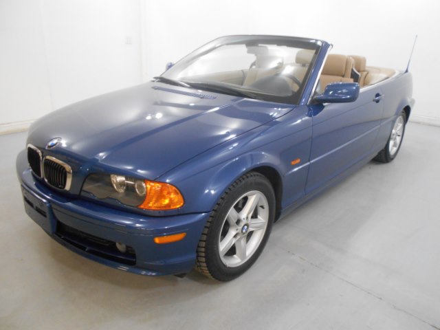 2003 BMW 3 Series 325Ci 2dr Convertible, available for sale in Danbury, Connecticut | Performance Imports. Danbury, Connecticut