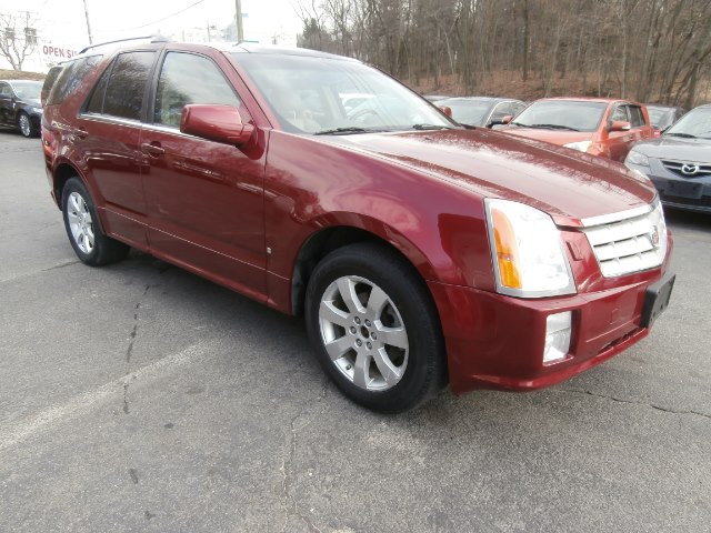 2006 Cadillac SRX 4dr V8 SUV, available for sale in Waterbury, Connecticut | Jim Juliani Motors. Waterbury, Connecticut