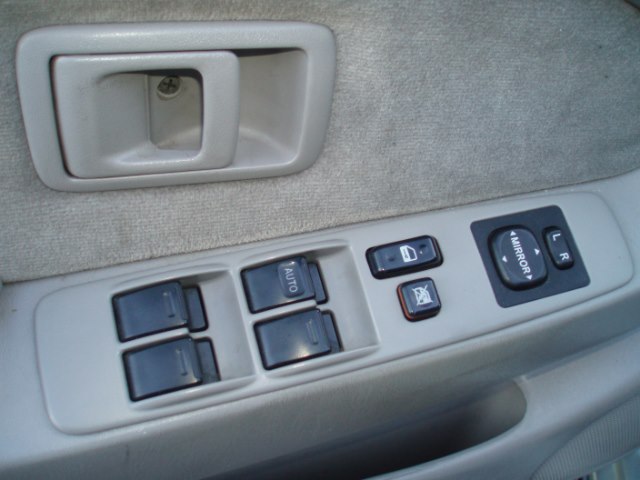 2004 Toyota Tacoma DoubleCab V6 Auto 4WD, available for sale in Manchester, Connecticut | Vernon Auto Sale & Service. Manchester, Connecticut 2004 Toyota Tacoma DoubleCab V6 Auto 4WD, available for sale in Manchester, Connecticut | Vernon Auto Sale & Service. Manchester, Connecticut