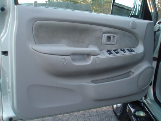 2004 Toyota Tacoma DoubleCab V6 Auto 4WD, available for sale in Manchester, Connecticut | Vernon Auto Sale & Service. Manchester, Connecticut 2004 Toyota Tacoma DoubleCab V6 Auto 4WD, available for sale in Manchester, Connecticut | Vernon Auto Sale & Service. Manchester, Connecticut
