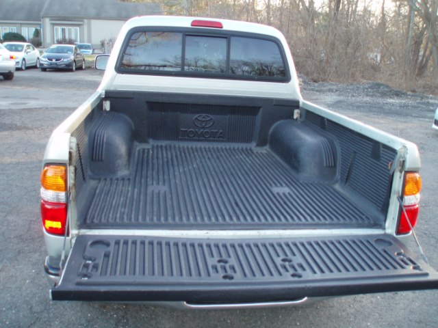 2004 Toyota Tacoma DoubleCab V6 Auto 4WD, available for sale in Manchester, Connecticut | Vernon Auto Sale & Service. Manchester, Connecticut 2004 Toyota Tacoma DoubleCab V6 Auto 4WD, available for sale in Manchester, Connecticut | Vernon Auto Sale & Service. Manchester, Connecticut