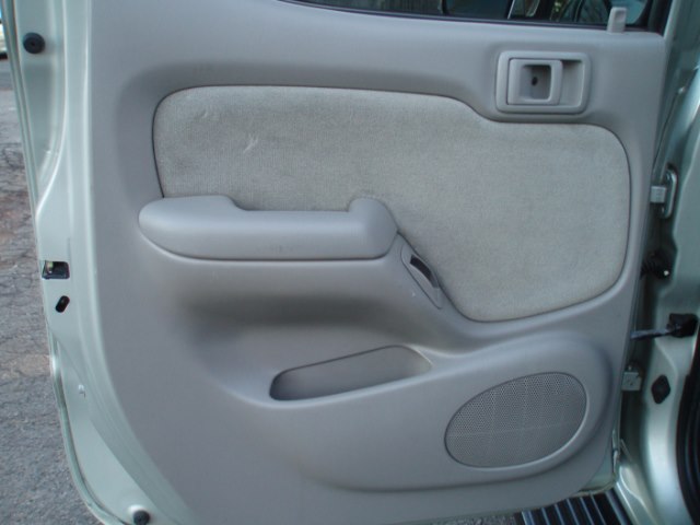 2004 Toyota Tacoma DoubleCab V6 Auto 4WD, available for sale in Manchester, Connecticut | Vernon Auto Sale & Service. Manchester, Connecticut 2004 Toyota Tacoma DoubleCab V6 Auto 4WD, available for sale in Manchester, Connecticut | Vernon Auto Sale & Service. Manchester, Connecticut