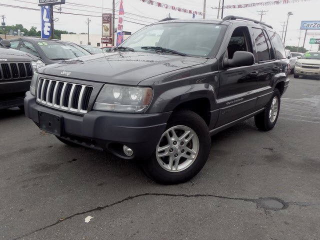 2004 Jeep Grand Cherokee 4dr Laredo 4WD, available for sale in West Babylon, New York | Boss Auto Sales. West Babylon, New York