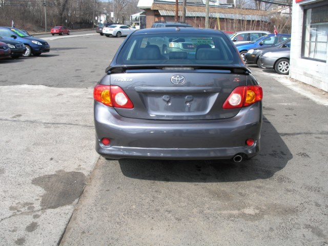 2009 Toyota Corolla 4dr Sdn Auto (Natl), available for sale in New Haven, Connecticut | Performance Auto Sales LLC. New Haven, Connecticut 2009 Toyota Corolla 4dr Sdn Auto (Natl), available for sale in New Haven, Connecticut | Performance Auto Sales LLC. New Haven, Connecticut