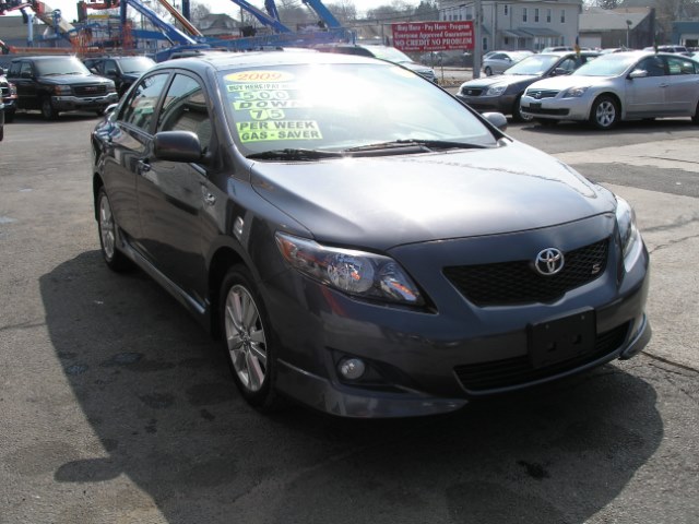 2009 Toyota Corolla 4dr Sdn Auto (Natl), available for sale in New Haven, Connecticut | Performance Auto Sales LLC. New Haven, Connecticut 2009 Toyota Corolla 4dr Sdn Auto (Natl), available for sale in New Haven, Connecticut | Performance Auto Sales LLC. New Haven, Connecticut