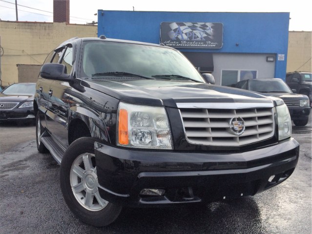 2004 Cadillac Escalade 4dr AWD, available for sale in White Plains, New York | Apex Westchester Used Vehicles. White Plains, New York